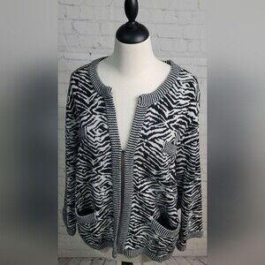 Chico's Women Black White Zebra Sweater Cardigan Sz 3 XL Pockets Classy Preppy